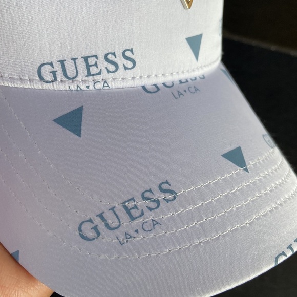 New GUESS Logo Hat